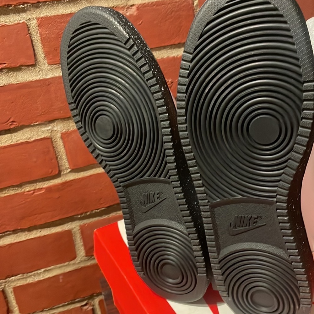 Nike-Court-Borough-mid-Black w/white speckled sole-Released 2015- Very Rare - Picture 12 of 15